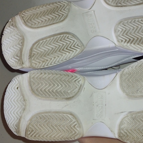 Guess Sneakers size 10 multi-colored pink yellow black - Picture 6 of 15